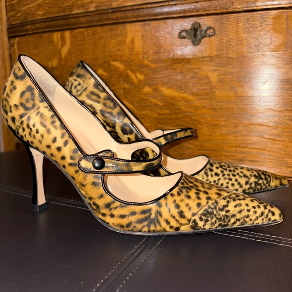 Manolo Blahnik Leopard Patent Mary Jane Heels | Size 36 (US 6) - Picture 1 of 9